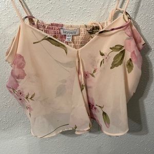 Lucy Paris top
Color: Pink with flowers
Size: Medium